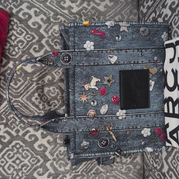 NWT Marc Jacobs Trompe L'Oeil Trinket Canvas Tote Bag Small - Picture 4 of 7